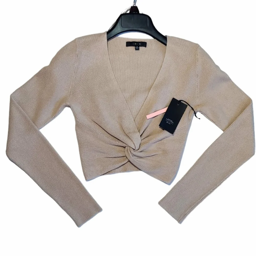 Women's Crop Sweater Taupe Knot Front Cropped V Neck Long Sleeve New - Picture 2 of 13